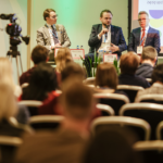 Relacja z konferencji pod nazwą Żywioły ochrony środowiska, którą 2 grudnia 2024 roku zorganizował Wojewódzki Fundusz Ochrony Środowiska i Gospodarki Wodnej w Krakowie