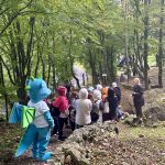 Grafika dekoracyjna nt. Smok Wojtek w Jaskini Wierzchowskiej – otwarcie Zielonej Klasy