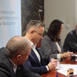 Grafika dekoracyjna nt. Myślenice stawiają na rozwój infrastruktury wodnej. Rusza ważna inwestycja